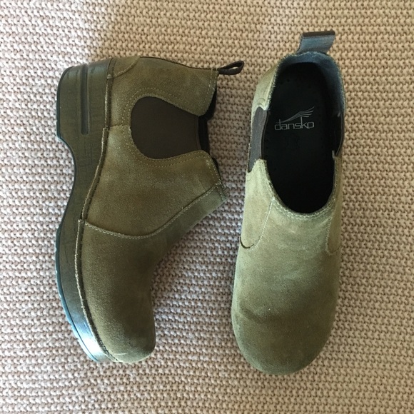 dansko women's frankie ankle bootie